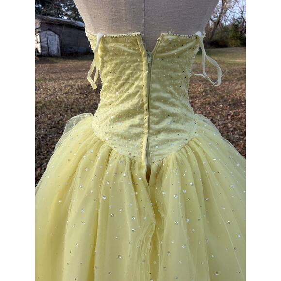 Mori Lee Y2K Butterfly Bead Embellish Yellow Poof quinceañera Prom Ball Gown 3/4 - Picture 8 of 15